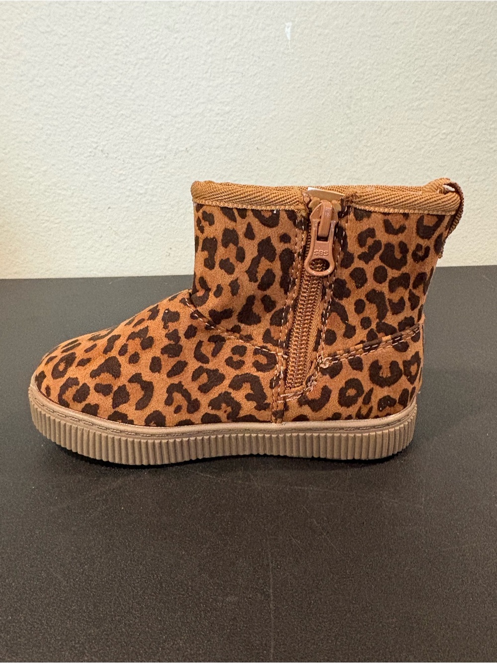 Cat and Jack Girls Arlo Zipper Shearling Boots Leopard Brown Infant Toddler Sz 5 - Picture 3 of 10